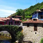 Hostel Alojamiento Covadonga *