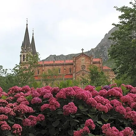 Covadonga * La Riera (Cangas de Onis)